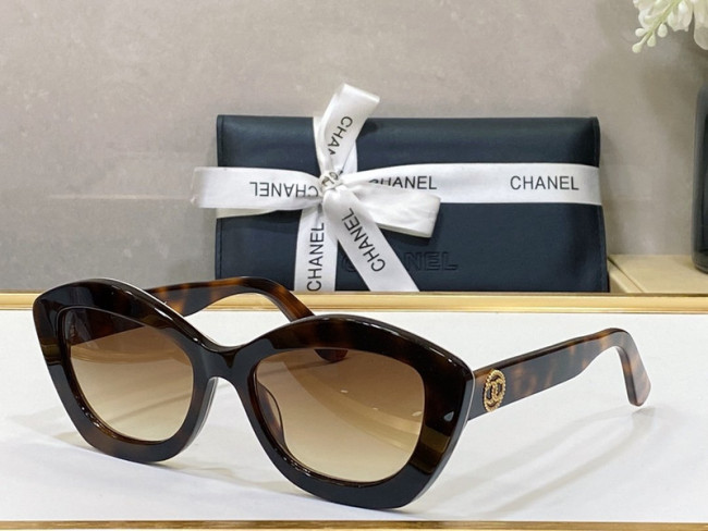 CHNL Sunglasses AAAA-259