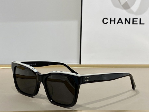 CHNL Sunglasses AAAA-674