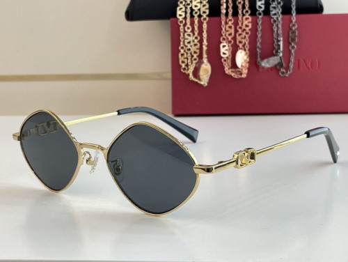 V Sunglasses AAAA-114