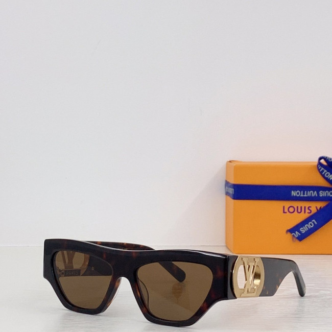 LV Sunglasses AAAA-981