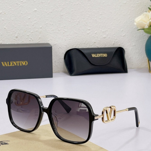 V Sunglasses AAAA-234