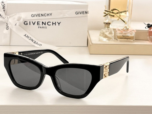 GIVENCHY Sunglasses AAAA-286