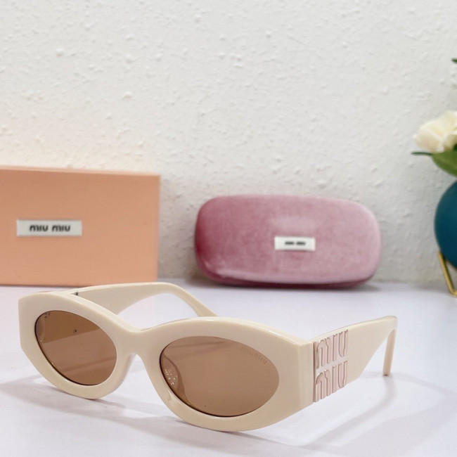 Miu Miu Sunglasses AAAA-070
