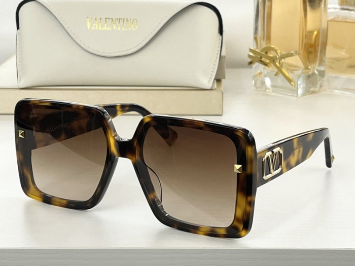 V Sunglasses AAAA-022