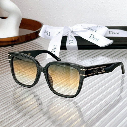 Dior Sunglasses AAAA-877