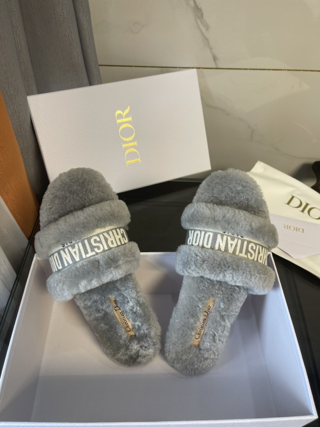 Dior women slippers 1：1 quality-185