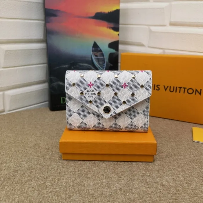 Super Perfect LV Wallet-041