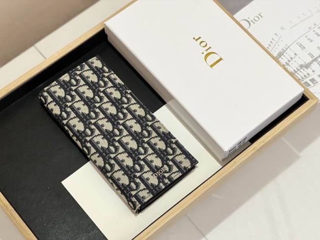 Super Perfect Dior Wallet-047