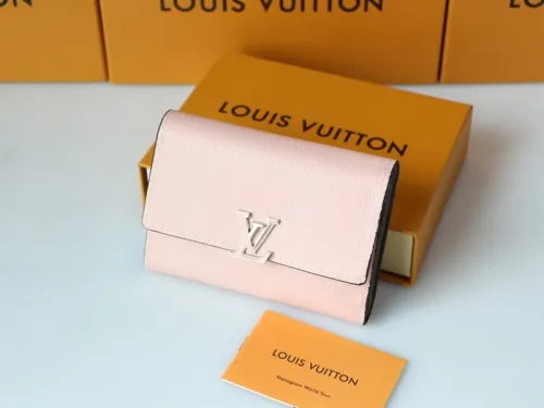 Super Perfect LV Wallet-131