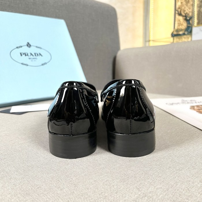 Prada women shoes 1：1 quality-340