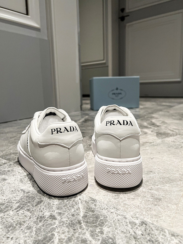 Prada women shoes 1：1 quality-357