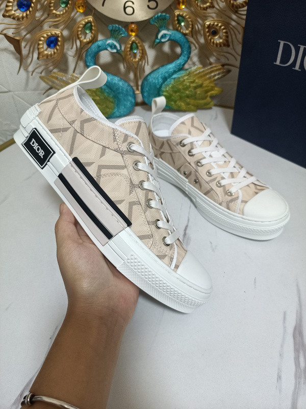 Super Max Dior Shoes-526