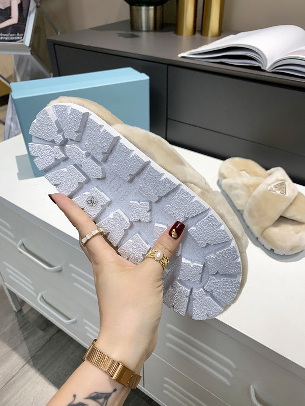Prada women shoes 1：1 quality-385