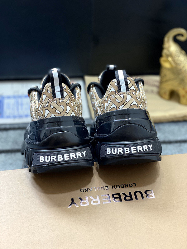 Burberry men shoes 1：1 quality-378