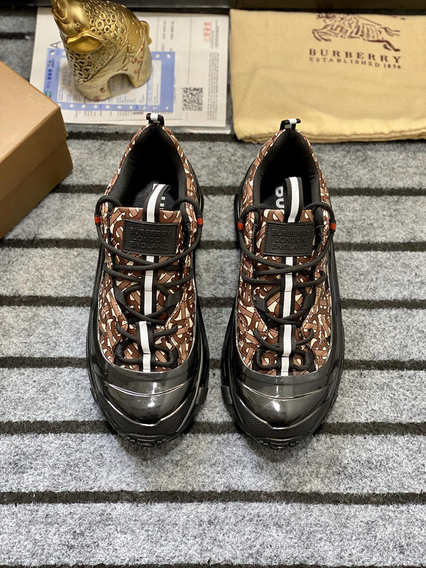 Burberry men shoes 1：1 quality-375