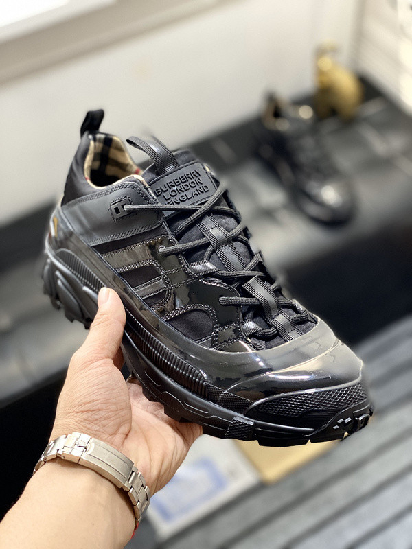 Burberry men shoes 1：1 quality-379