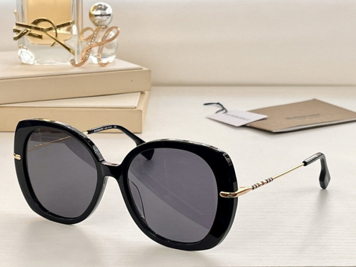 Burberry Sunglasses AAAA-1443