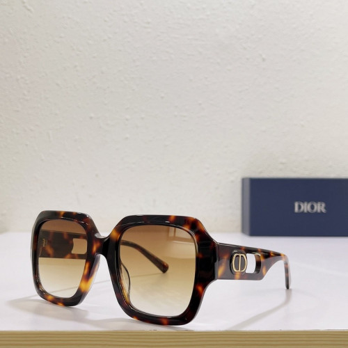 Dior Sunglasses AAAA-1577