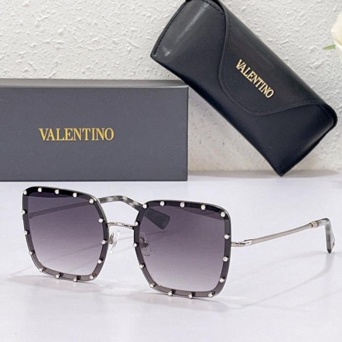 V Sunglasses AAAA-371