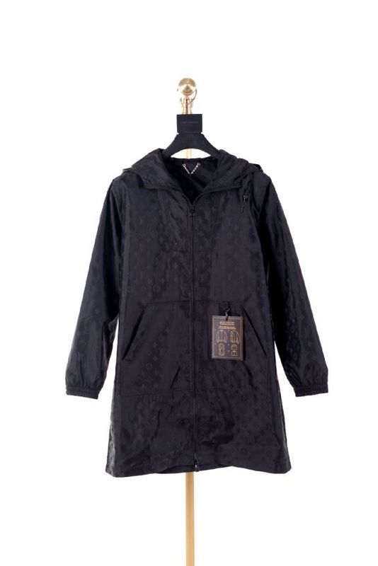 LV  Coat men-644