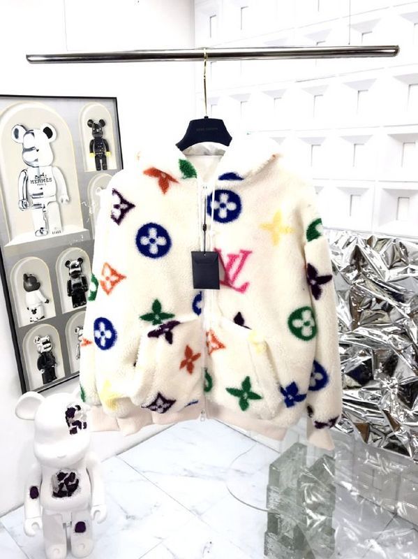 LV  Coat men-651