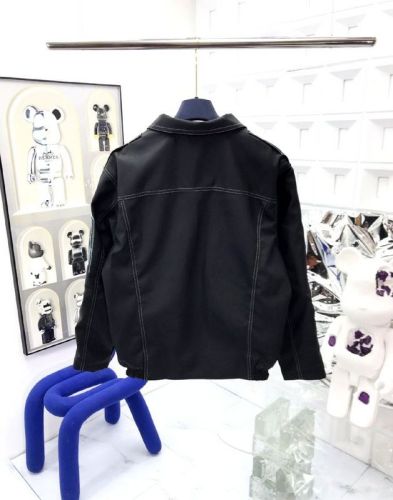 LV  Coat men-665