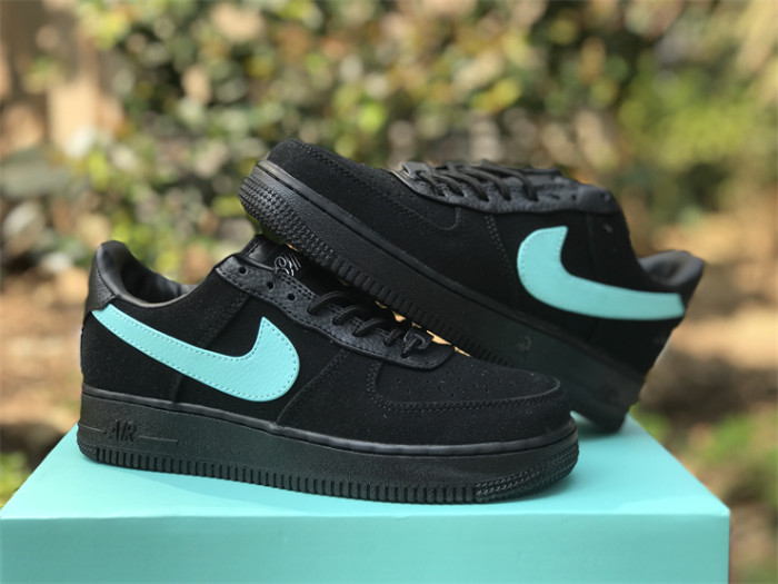 TIFFANY CO. x NIKE AIR FORCE 1 LOW High End Quality