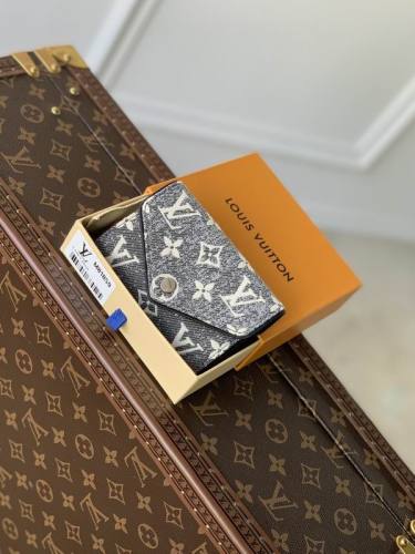 Super Perfect LV Wallet-511