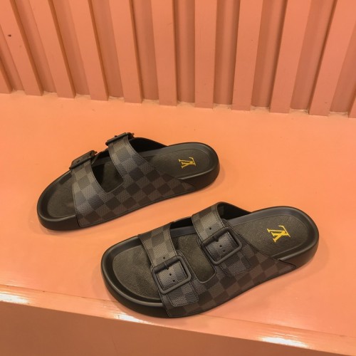 LV Sandals 1：1 Quality-531
