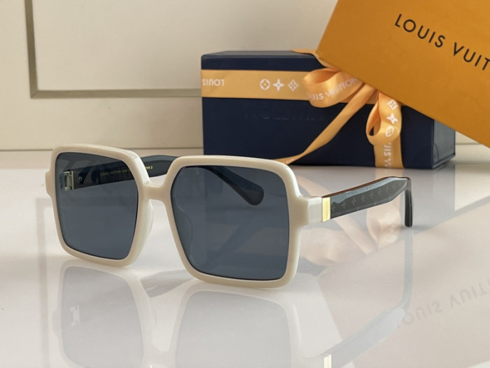 LV Sunglasses AAAA-2446