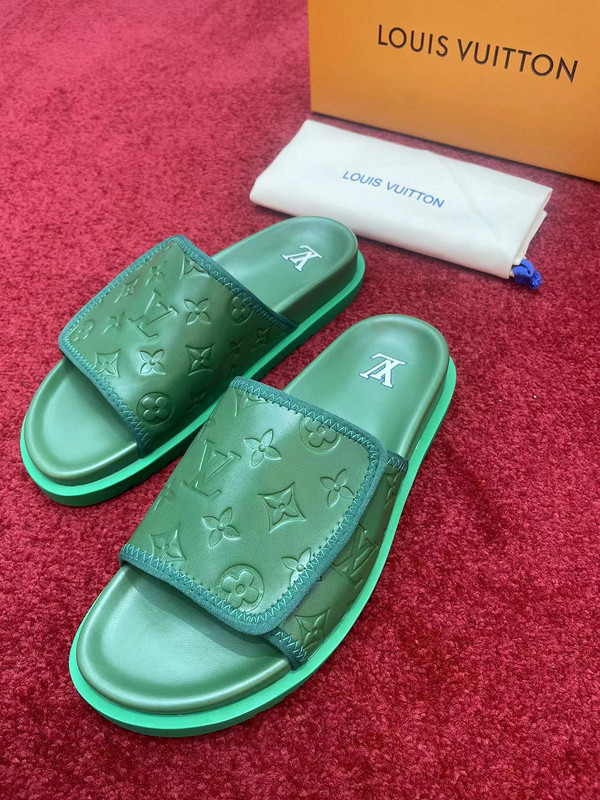 LV Sandals 1：1 Quality-557