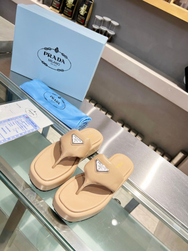 Prada women slippers 1：1 quality-020