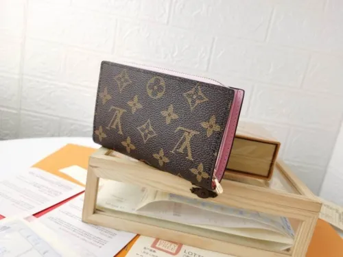 Super Perfect LV Wallet-627