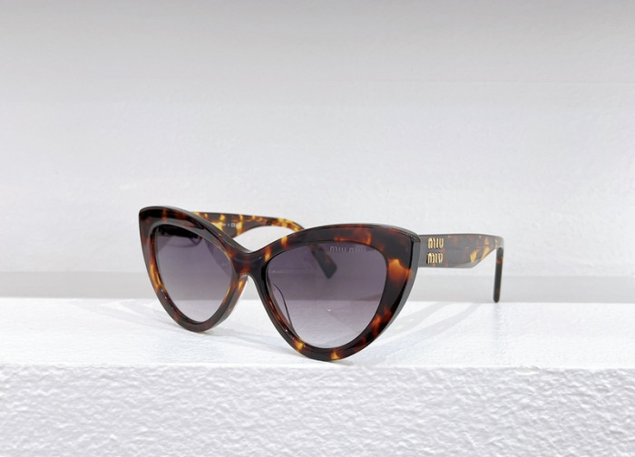 Miu Miu Sunglasses AAAA-386