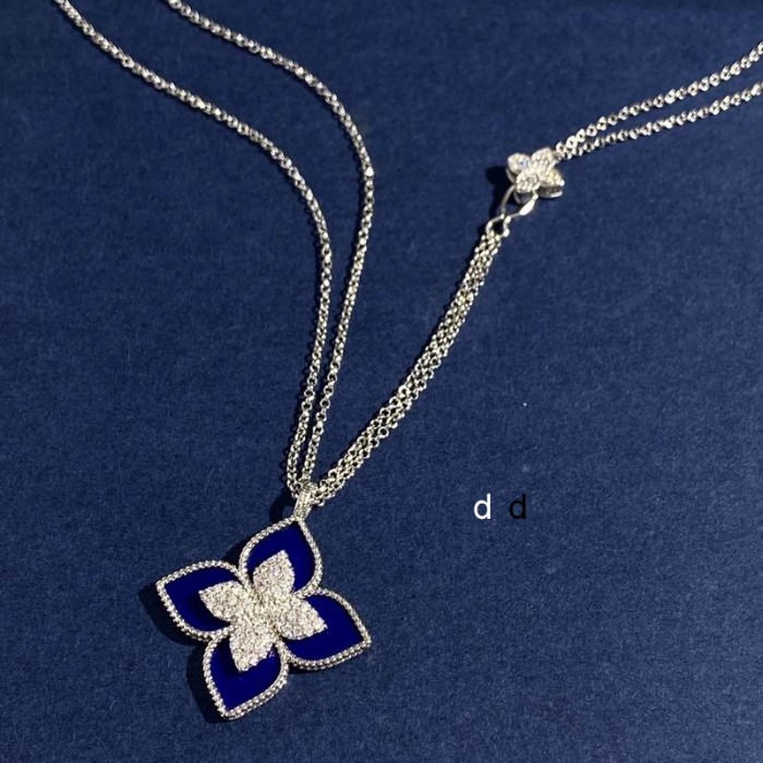 Van Cleef & Arpels Necklace-105