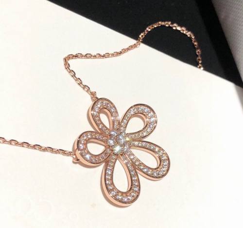 Van Cleef & Arpels Necklace-078