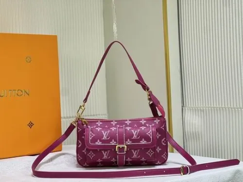 LV Hangbags AAA Women-971