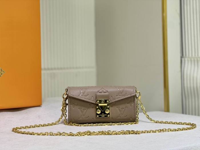 LV Hangbags AAA Women-943