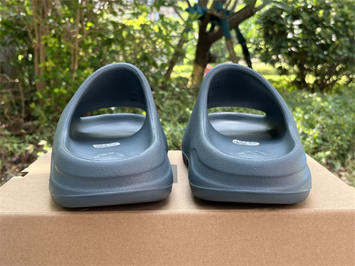 Authentic  Yeezy Slide  Slate Marine”