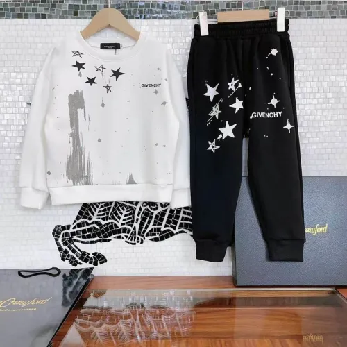 Kids Clothes-371
