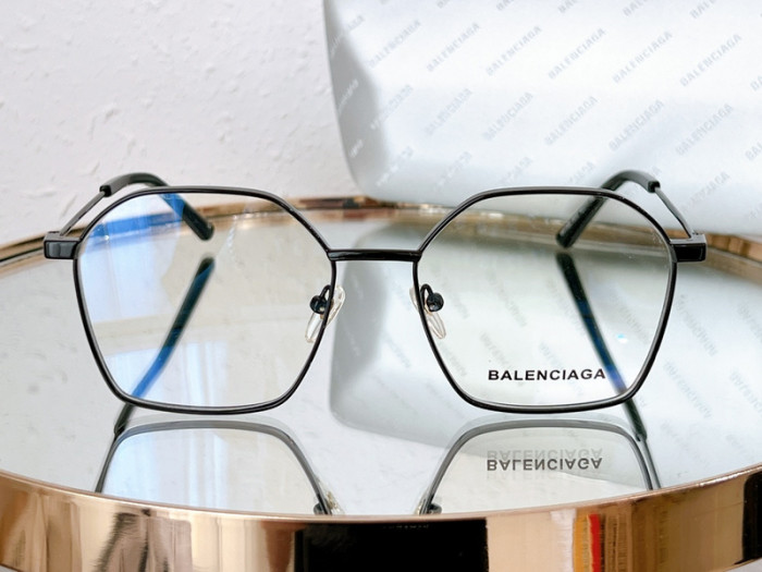 Balmain  Sunglasses AAAA-603