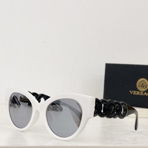 Versace Sunglasses AAAA-1909