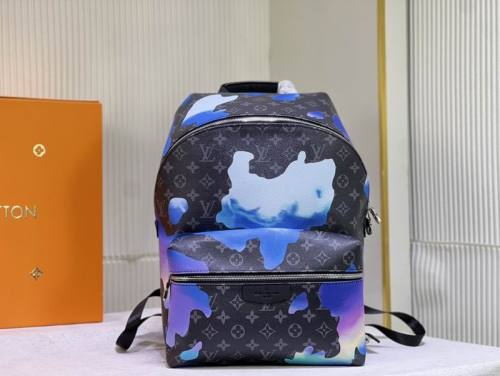 LV Backpack 1：1 Quality-065