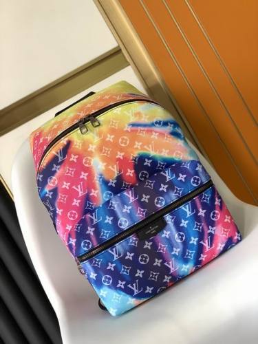 LV Backpack 1：1 Quality-068