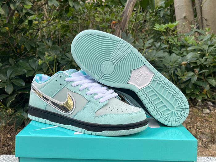 Authentic  Concepts x TIFFANY CO. x Nike SB Dunk Low