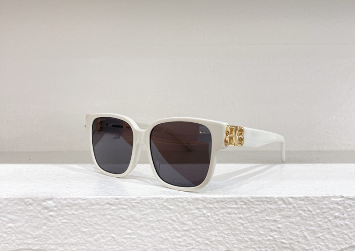 B Sunglasses AAAA-682