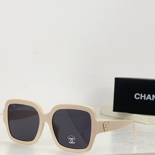 CHNL Sunglasses AAAA-2676