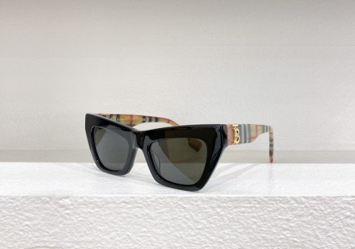Burberry Sunglasses AAAA-2185