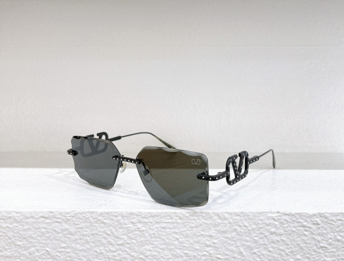 V Sunglasses AAAA-542