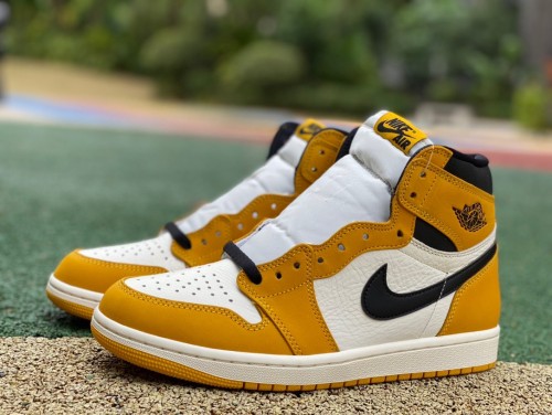 Authentic  Air Jordan 1 High OG “Yellow Ochre”